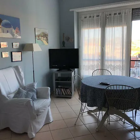 Bellavista Con Parking Privato, A Un Passo Dal Teatro Ariston Διαμέρισμα *